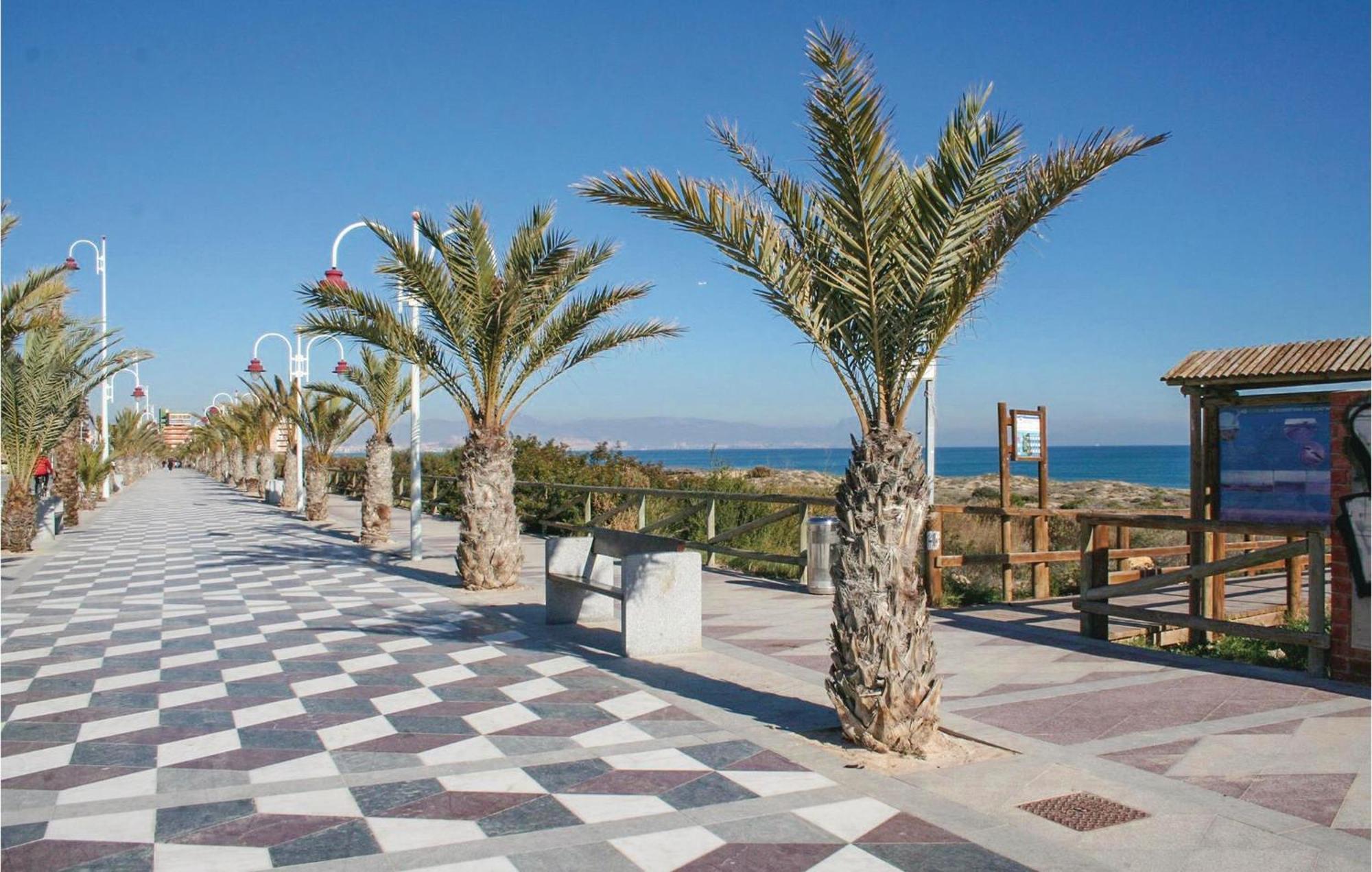 3 Bedroom Stunning Home In Gran Alacant Exterior foto